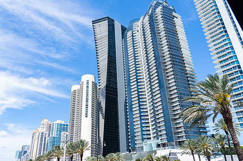 Aventura vs. Sunny Isles: Where Should You Invest in 2025?